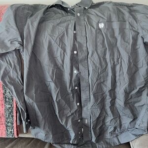 Men’s medium gray cinch shirt